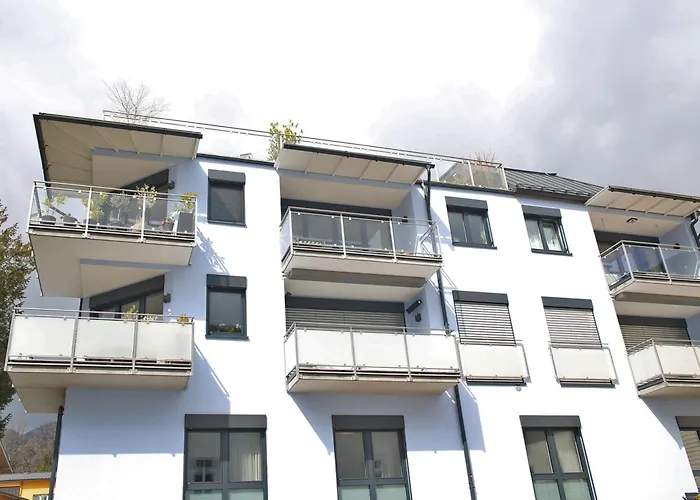 See & The City Apartments